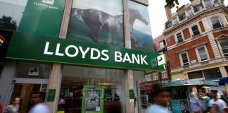 Lloyds, Bank of America, Other Banks Start Blocking Bitcoin Purchases on Credit Cards Lloyds, Bank of America, Other Banks Start Blocking Bitcoin Purchases on Credit Cards