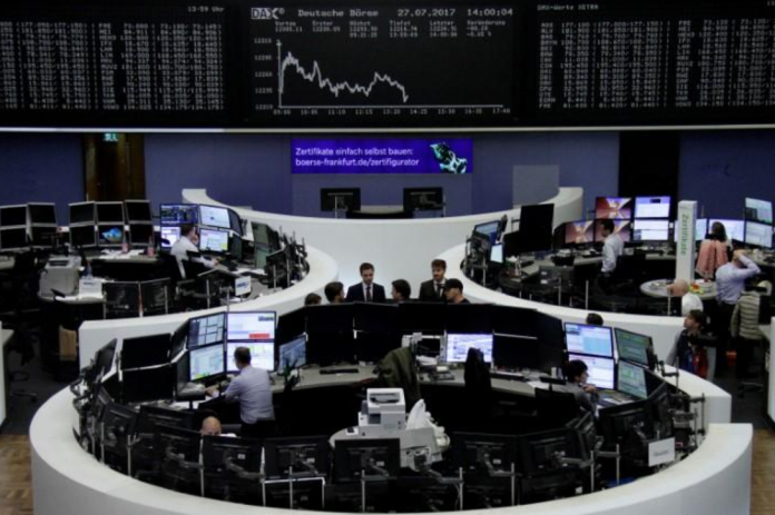 Tech Sector Depresses European Shares on Busy Earnings Day