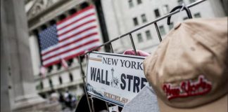 Wall St falls As Big Tech Earnings Rekindle AI Spending Worries; Oil Hits $100 Wall St falls As Big Tech Earnings Rekindle AI Spending Worries; Oil Hits $100
