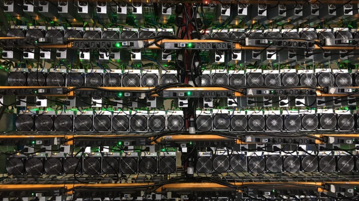Bitcoin Miner Hosting Quebec How To Start A Ethereum Mining Pool - 