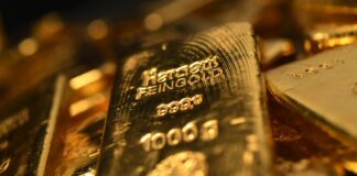 Stocks Rise, Gold Pierces Record Amid Fed Wagers: Markets Wrap Stocks Rise, Gold Pierces Record Amid Fed Wagers: Markets Wrap