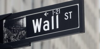 Nasdaq, S&P 500 Slip As COVID-19 Vaccine Makers Fall Nasdaq, S&P 500 Slip As COVID-19 Vaccine Makers Fall