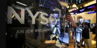 S&P, Nasdaq Fall As Apple Drags, Jobless Claims Data Fuels Rate Jitters S&P, Nasdaq Fall As Apple Drags, Jobless Claims Data Fuels Rate Jitters