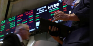 S&P 500, Nasdaq Futures Climb On Chips, Megacaps Boost S&P 500, Nasdaq Futures Climb On Chips, Megacaps Boost