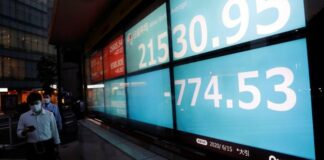 Stocks Dip On Surging Virus Cases, Stimulus Doubts Stocks Dip On Surging Virus Cases, Stimulus Doubts