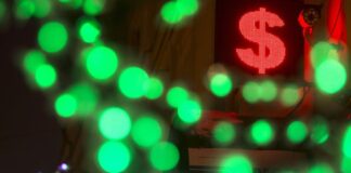 Europe Stocks Climb With U.S. Futures; Dollar Dips: Markets Wrap Europe Stocks Climb With U.S. Futures; Dollar Dips: Markets Wrap