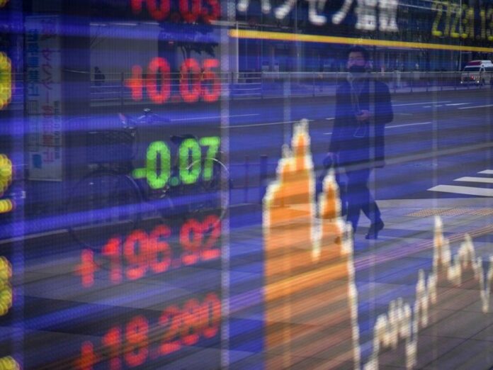 Stocks Rise Amid Solid Data, Key Georgia Runoffs: Markets Wrap