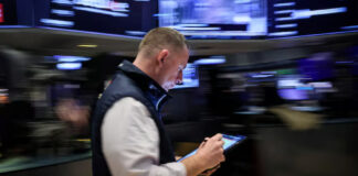 Recovery In Chips, Megacaps Drives Nasdaq, S&P 500 Higher Recovery In Chips, Megacaps Drives Nasdaq, S&P 500 Higher