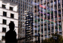 Stocks Dip As Investors Mull Trump-Xi Deal, Cautious BOJ Dents Yen Stocks Dip As Investors Mull Trump-Xi Deal, Cautious BOJ Dents Yen