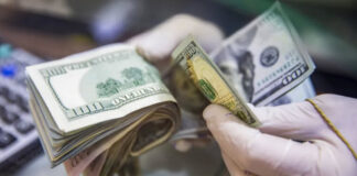 US Stock Futures Fall With Dollar, Crude Oil Sinks: Markets Wrap US Stock Futures Fall With Dollar, Crude Oil Sinks: Markets Wrap