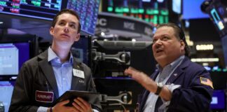 Wall Street Slammed As Recession Worries Mount Wall Street Slammed As Recession Worries Mount