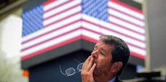 Wall St. Sinks As Yuan Slide Intensifies U.S. – China Trade Dispute Wall St. Sinks As Yuan Slide Intensifies U.S. - China Trade Dispute