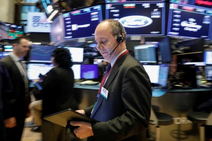 Wall Street Nears Record High On Trade, Earnings Optimism