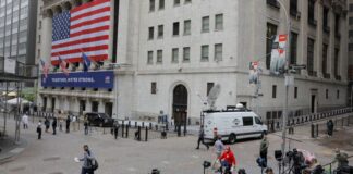 Wall Street Hits Near Seven-Week Low On Virus Fears, Stimulus Fog Wall Street Hits Near Seven-Week Low On Virus Fears, Stimulus Fog