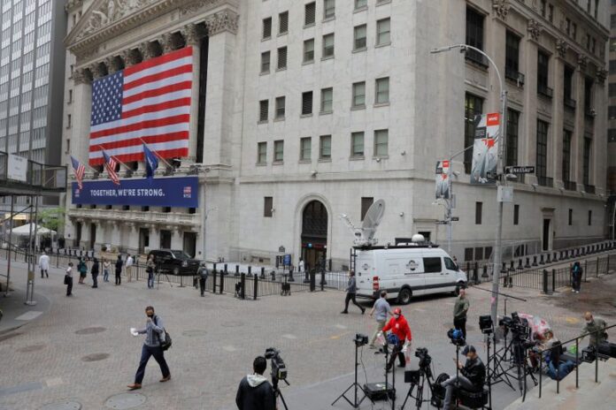 Wall Street Hits Near Seven-Week Low On Virus Fears, Stimulus Fog