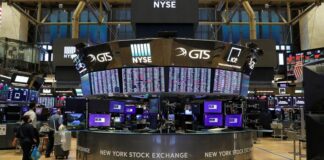 Wall Street Jumps As Tech, Bank Shares Gain Wall Street Jumps As Tech, Bank Shares Gain