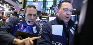 Wall Street Rally Stalls On Boeing Slide, Earnings Jitters Wall Street Rally Stalls On Boeing Slide, Earnings Jitters