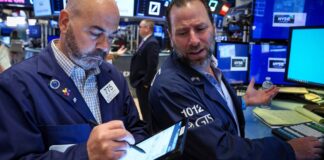 Wall Street Rises As Rate Hike Fears EBB Wall Street Rises As Rate Hike Fears EBB