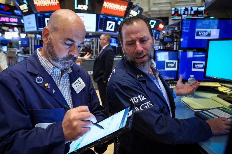 Wall Street Rises As Rate Hike Fears EBB