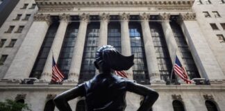 Wall Street Gains On Hopes Of Stimulus-Powered Rebound, Boeing Boost Wall Street Gains On Hopes Of Stimulus-Powered Rebound, Boeing Boost