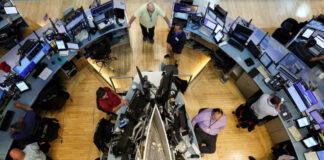 Wall Street Rises On Signs Of Disinflation Wall Street Rises On Signs Of Disinflation