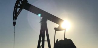 Oil recovers from fall, bond yields regain traction Oil recovers from fall, bond yields regain traction